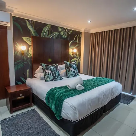 Stay At The Point - Leopards Lair Durban Exterior photo