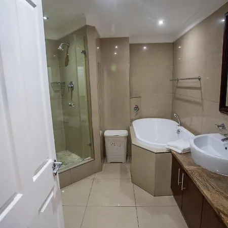 Stay At The Point - Leopards Lair Durban Exterior photo