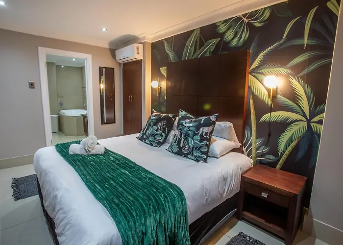 Stay At The Point - Leopards Lair